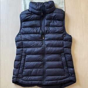 Women’s Navy Quilted Puffer Vest - Sleeveless Jacket
